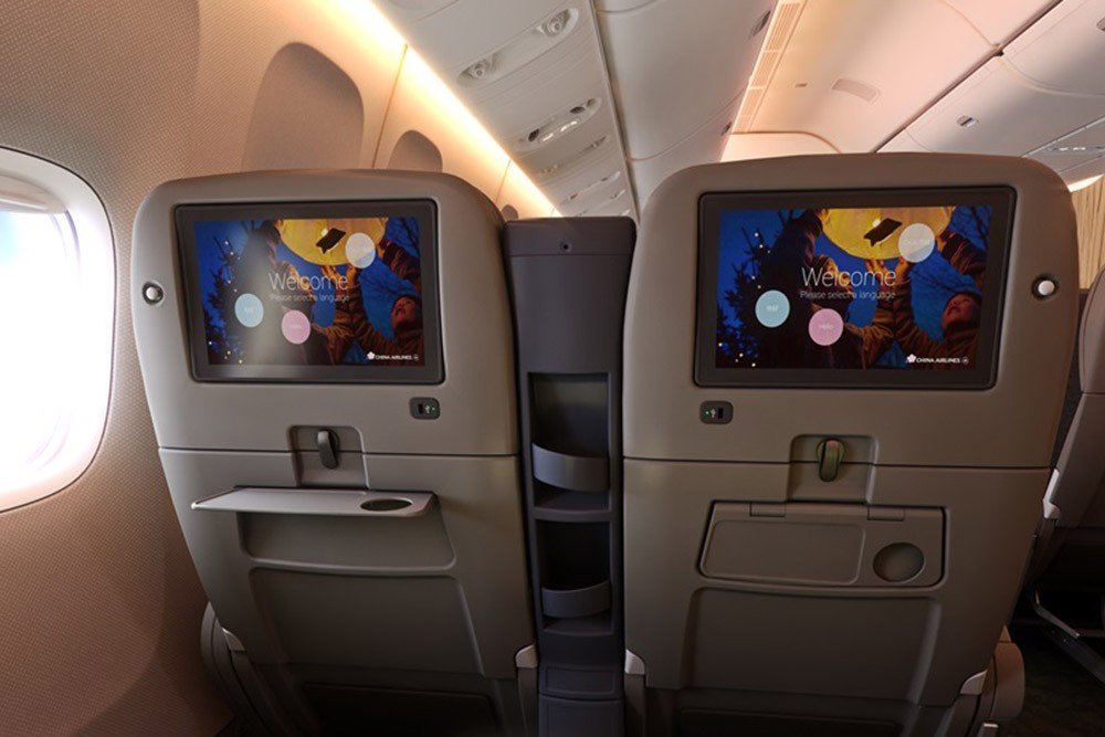 チャイナエアライン 777-300ER プレミアムエコノミークラス（3）